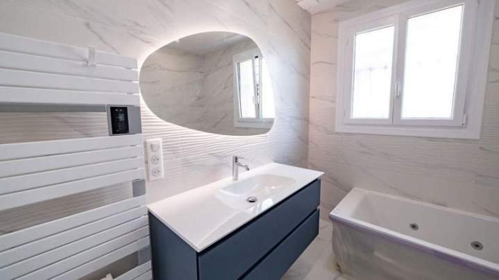 Salle de bains confortable Saint-Michel-sur-Orge