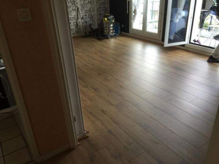 Revêtement de sol en parquet stratifié Saint-Michel-sur-Orge