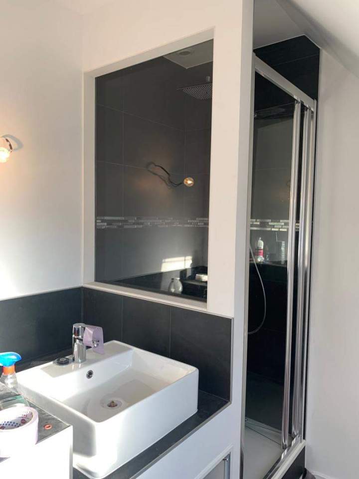 Douche à l'italienne avec paroi en verre Saint-Michel-sur-Orge