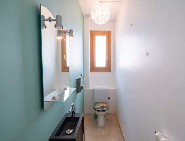 Petite salle de bain moderne Saint-Michel-sur-Orge