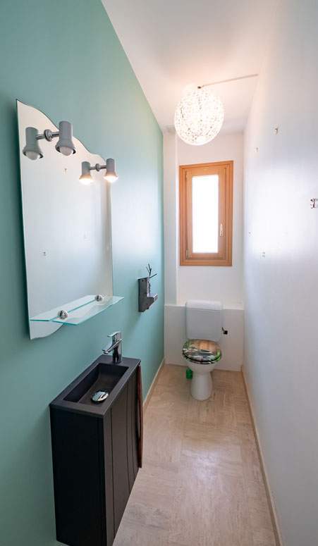 Salle de bain minimaliste Saint-Michel-sur-Orge