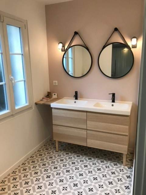 Meuble sous-vasque de salle de bain en chêne clair Saint-Michel-sur-Orge
